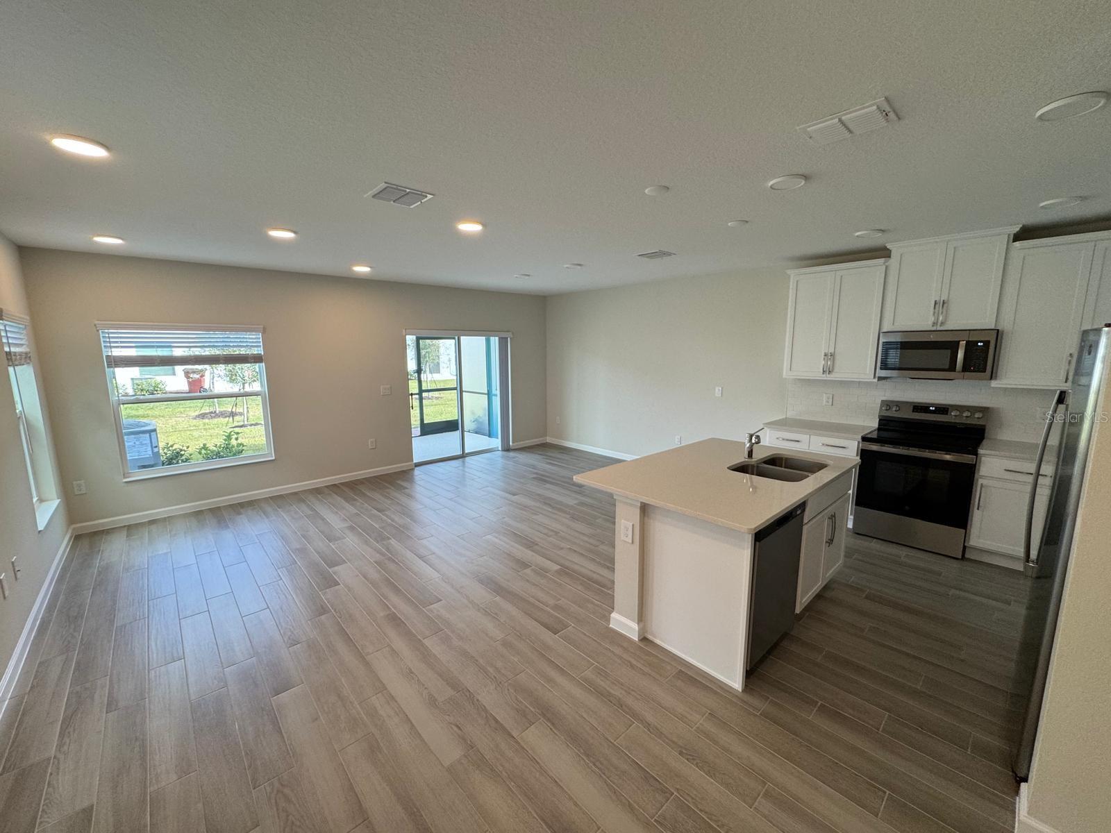 Image 5 of 27 For 5069 Prairie Preserve Run