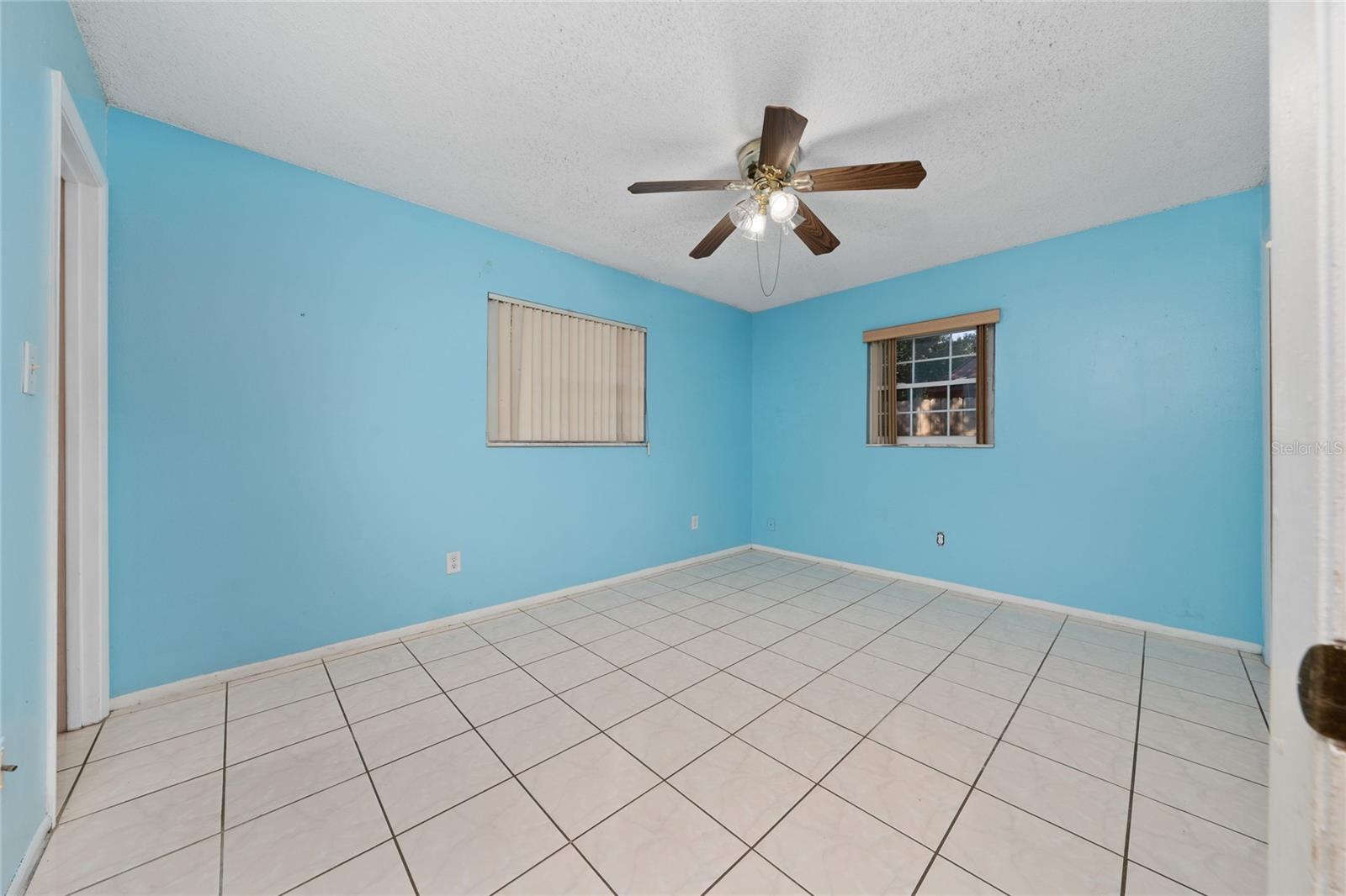 Image 10 of 21 For 1209 Marygon Street