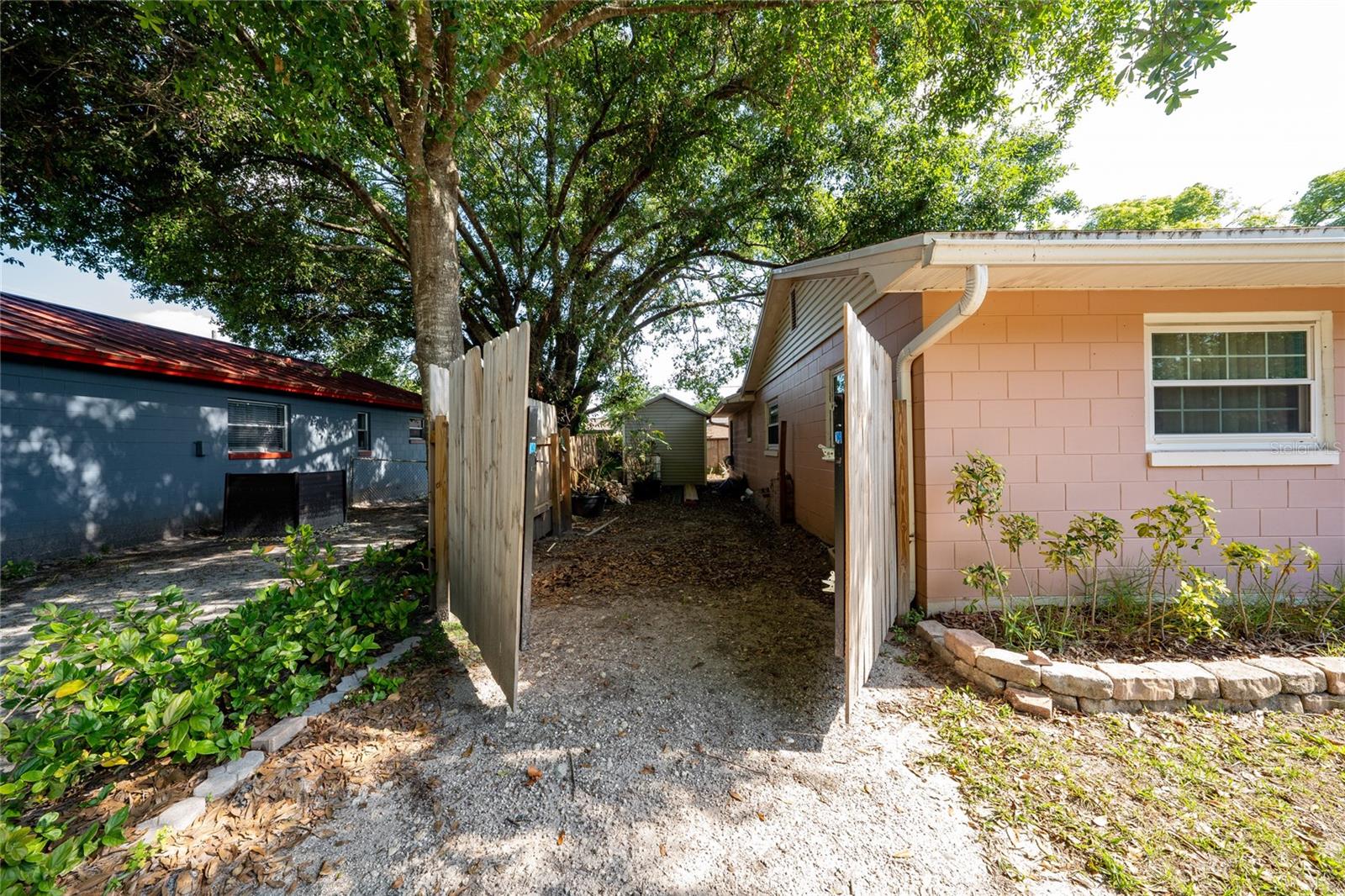 Image 17 of 21 For 1209 Marygon Street