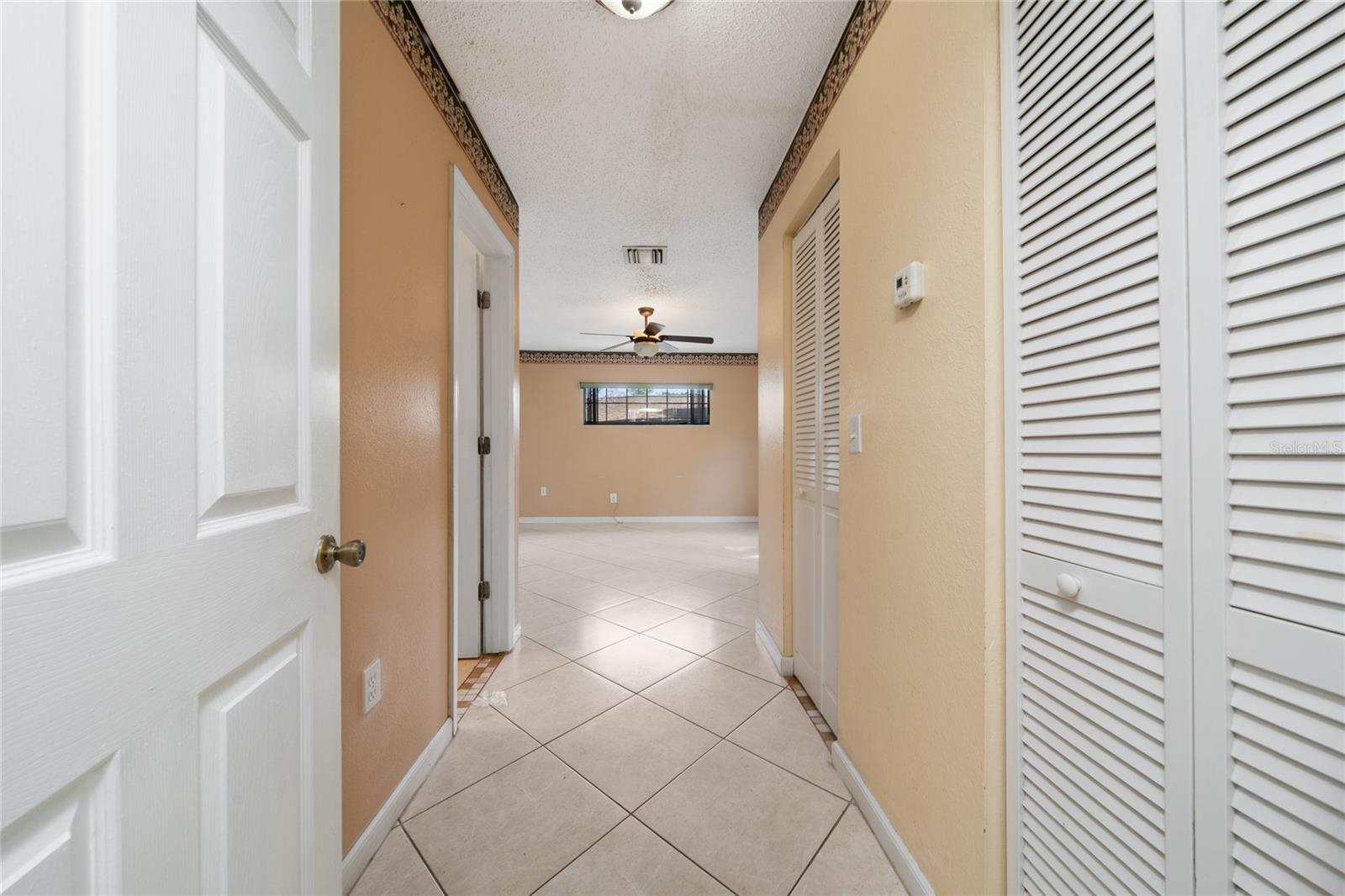 Image 9 of 21 For 1209 Marygon Street