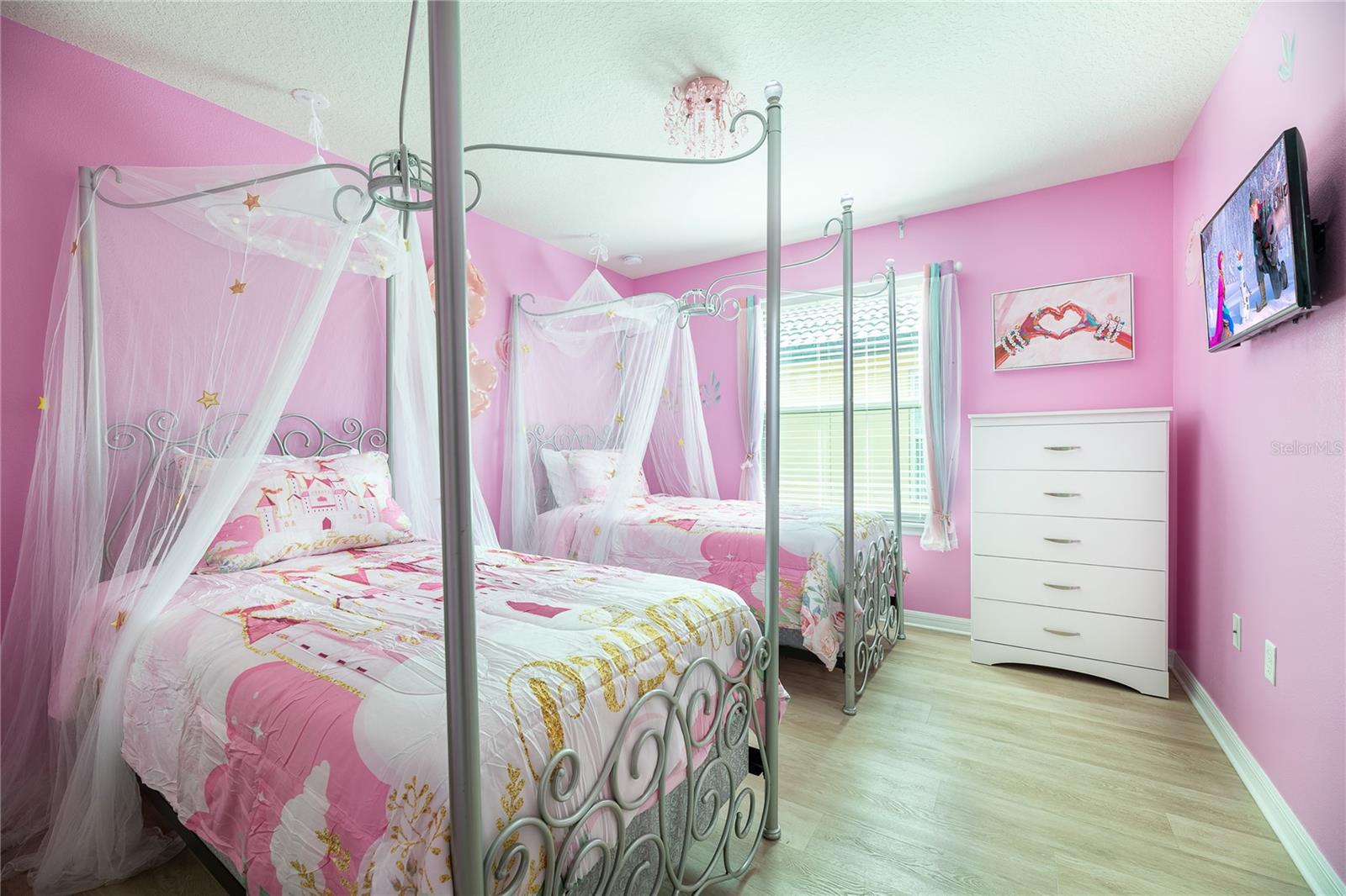 Image 48 of 94 For 1949 Nice Court