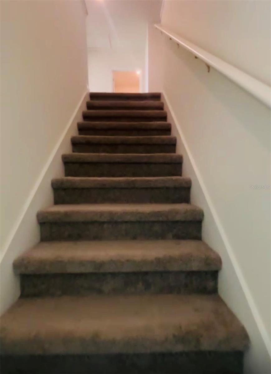 Image 19 of 47 For 5185 Barombi Bend