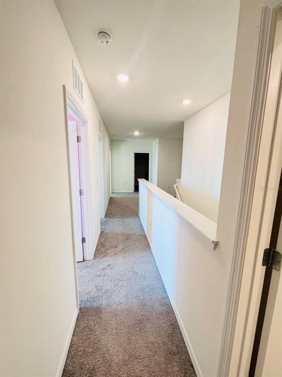 Image 21 of 47 For 5185 Barombi Bend