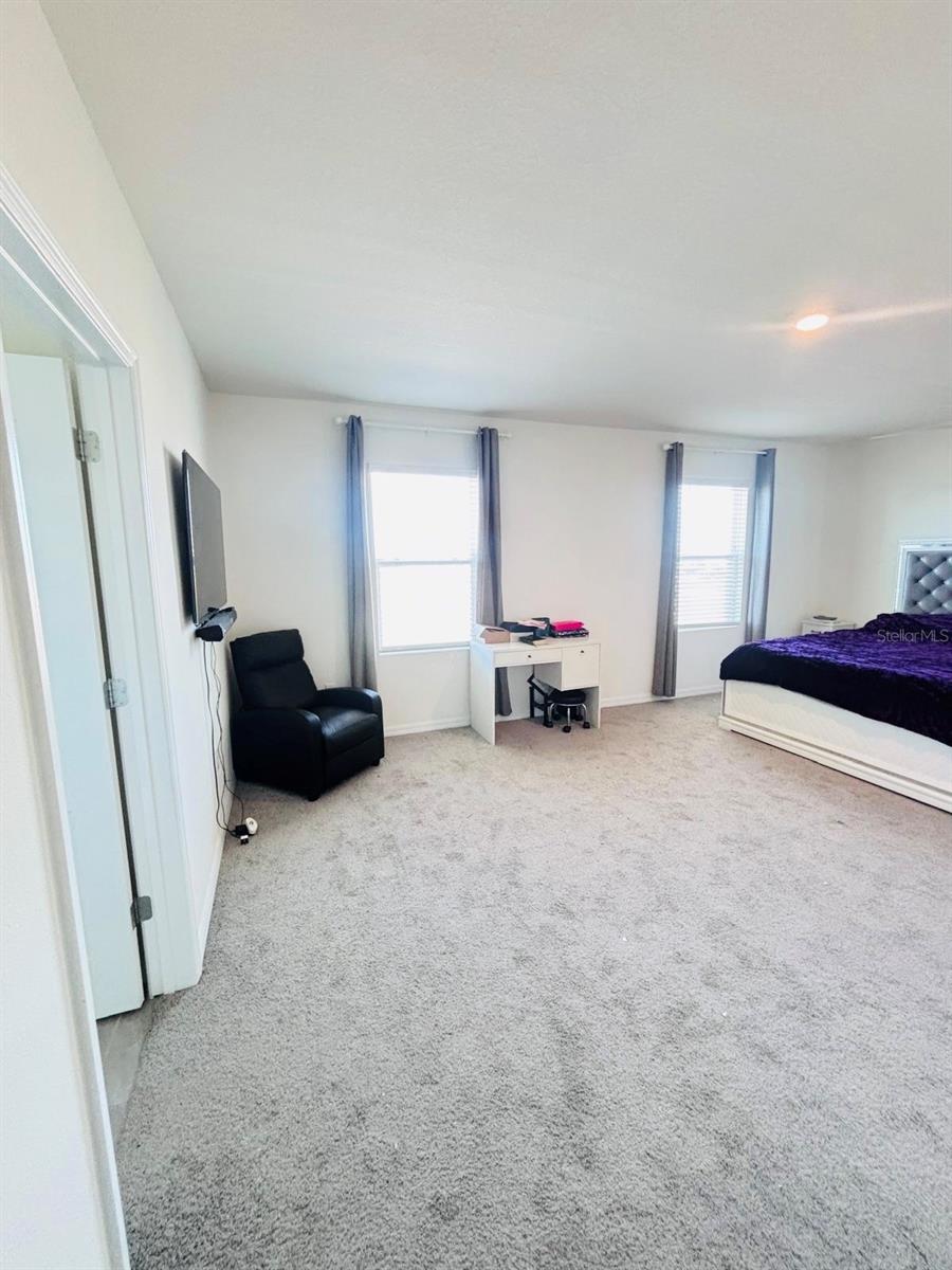 Image 22 of 47 For 5185 Barombi Bend