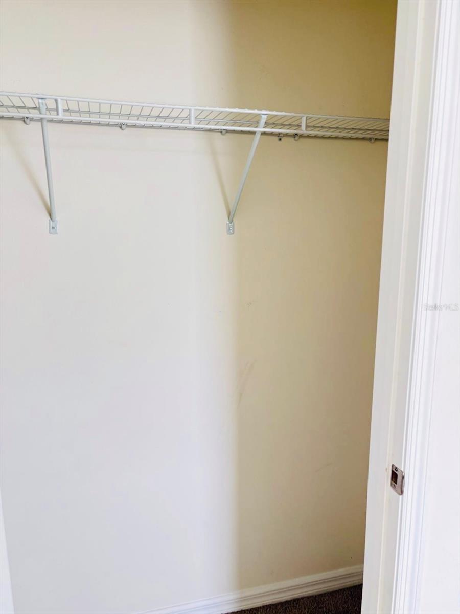 Image 39 of 47 For 5185 Barombi Bend