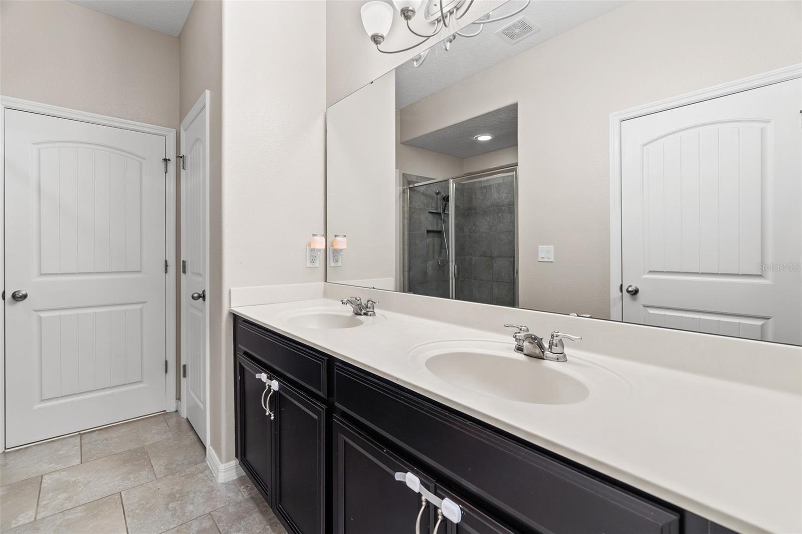 Image 20 of 81 For 3529 Clay Brick Road