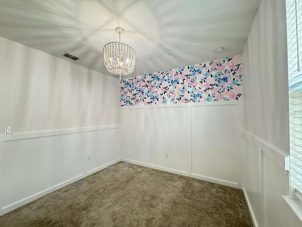 Image 24 of 31 For 15024 Stuttgart Alley