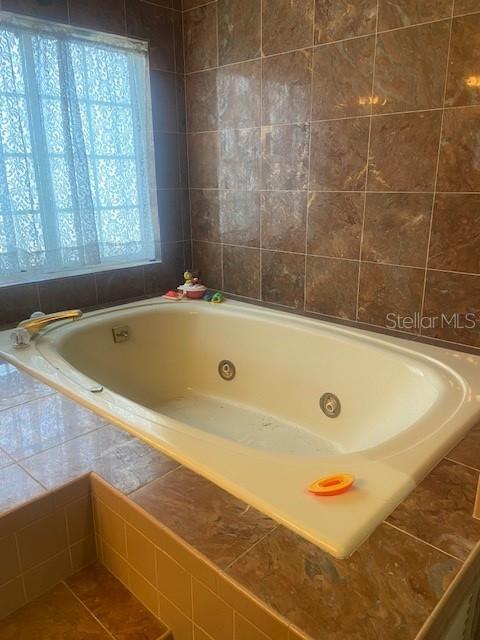 Image 10 of 14 For 2681 Robin Avenue