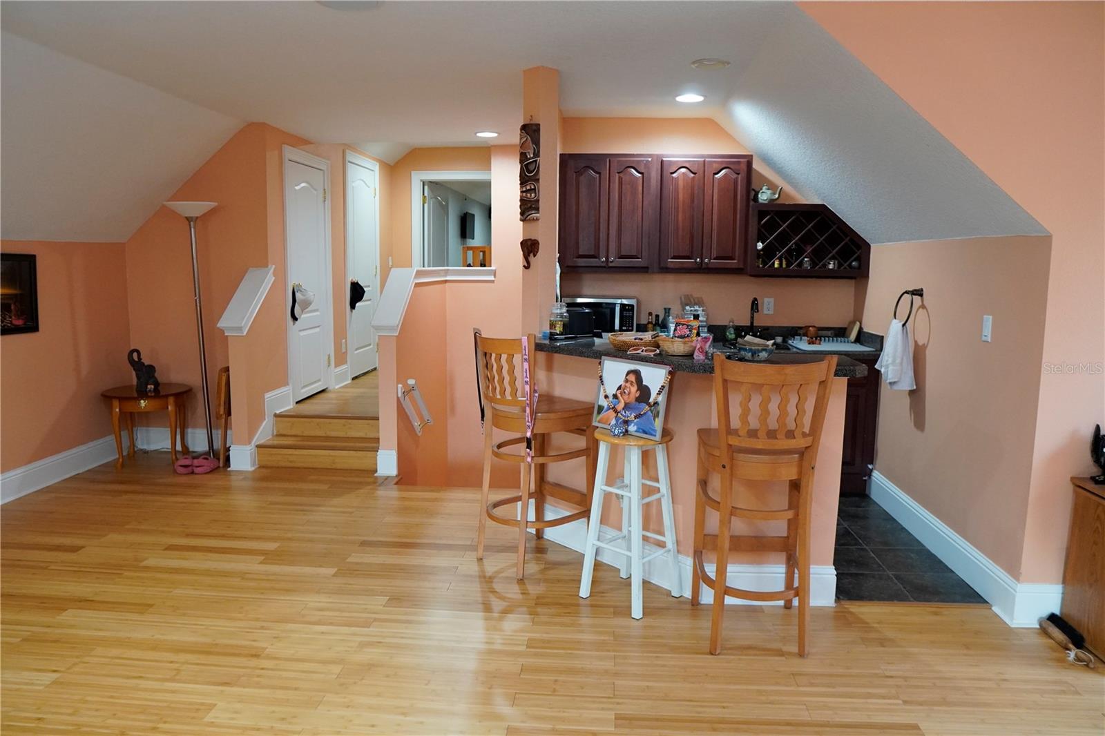 Image 25 of 32 For 3302 Coronet Avenue