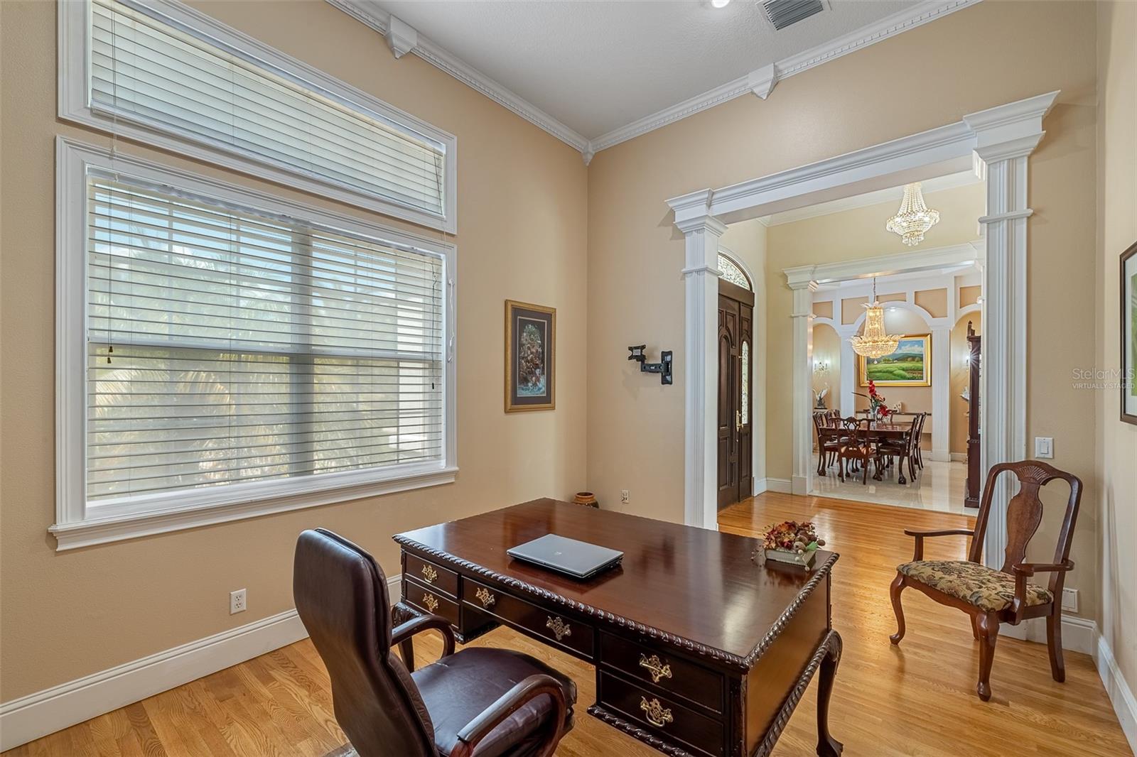 Image 5 of 32 For 3302 Coronet Avenue