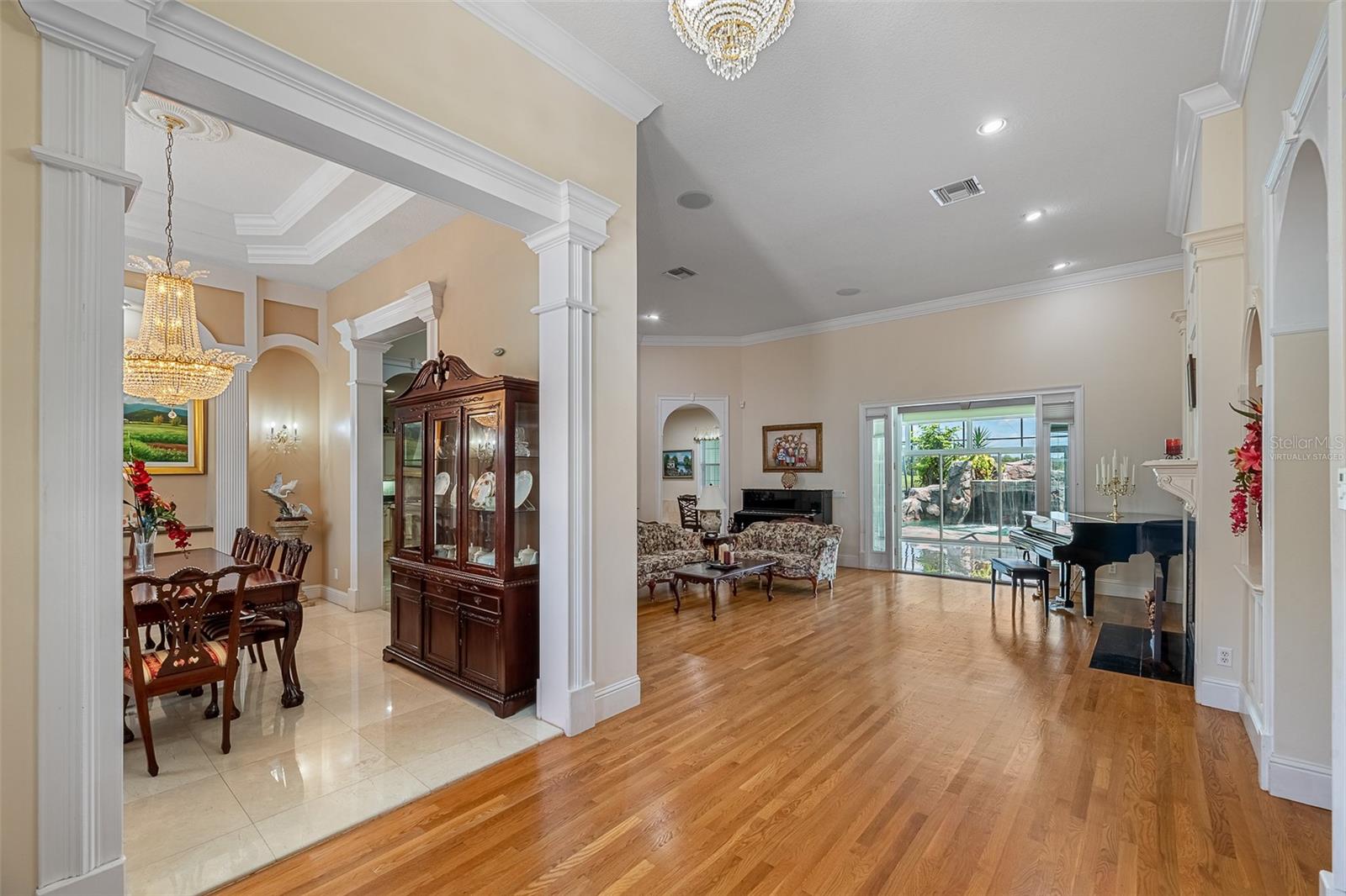 Image 7 of 32 For 3302 Coronet Avenue