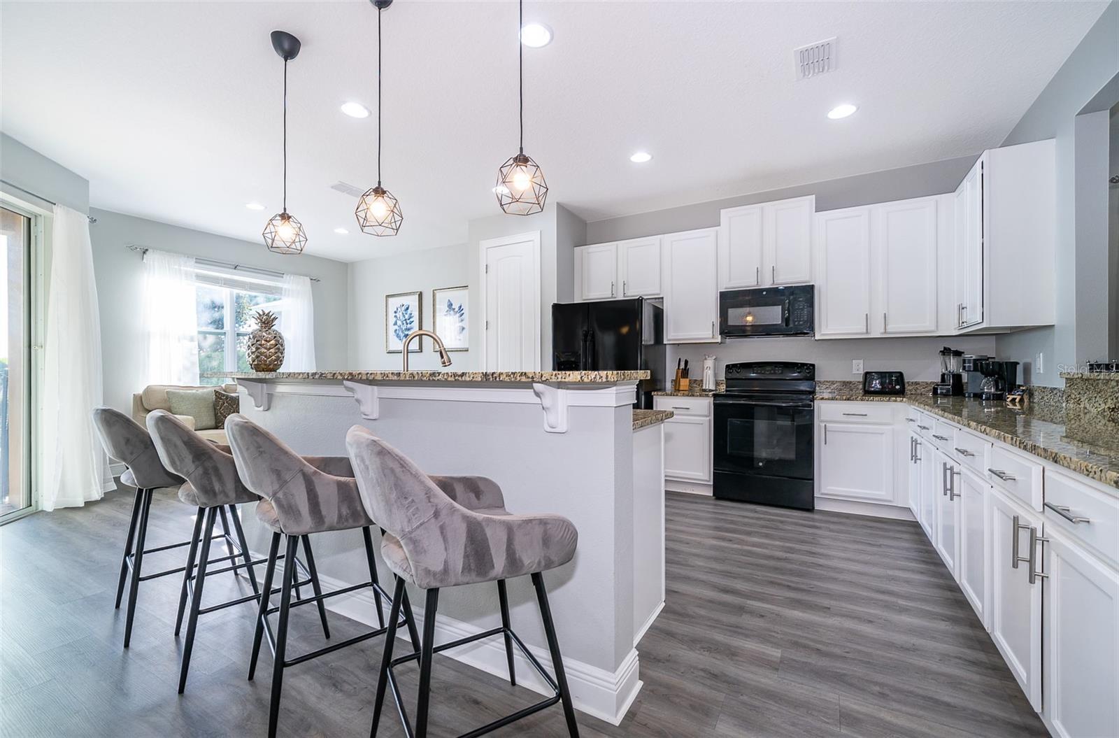 Image 11 of 43 For 321 Lasso Drive