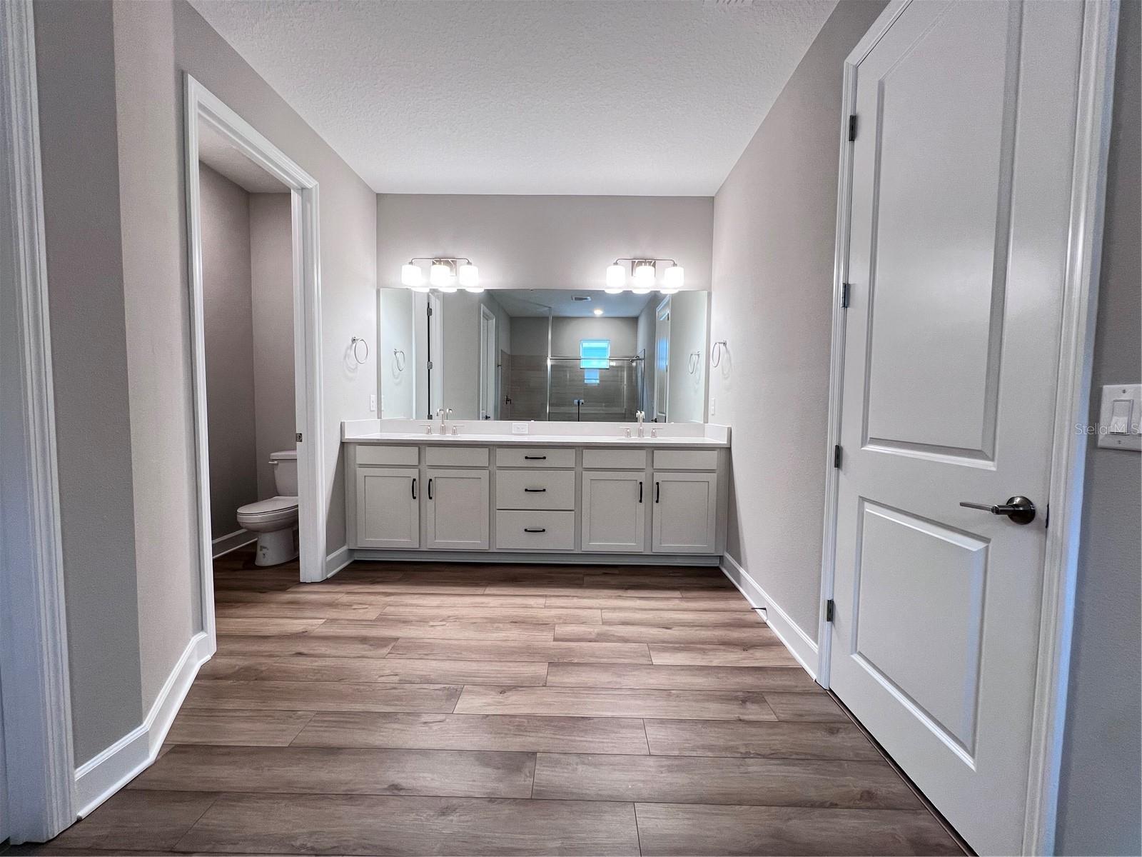 Image 18 of 44 For 12893 Harvest Rain