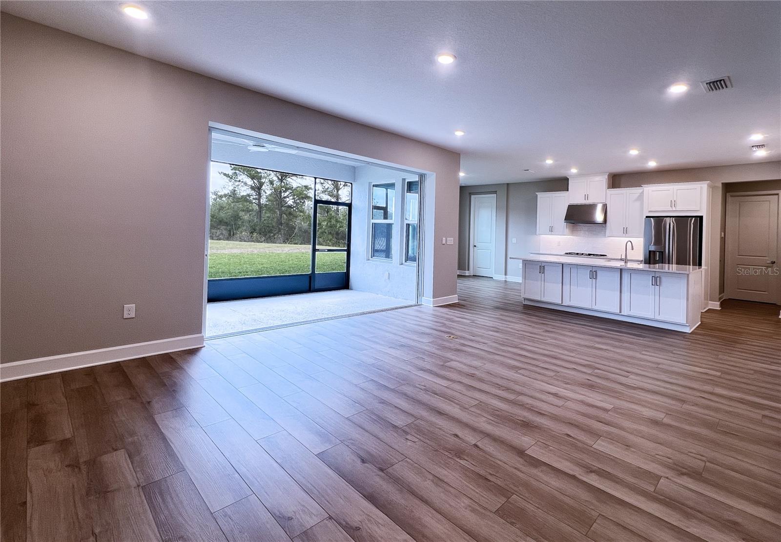 Image 25 of 44 For 12893 Harvest Rain