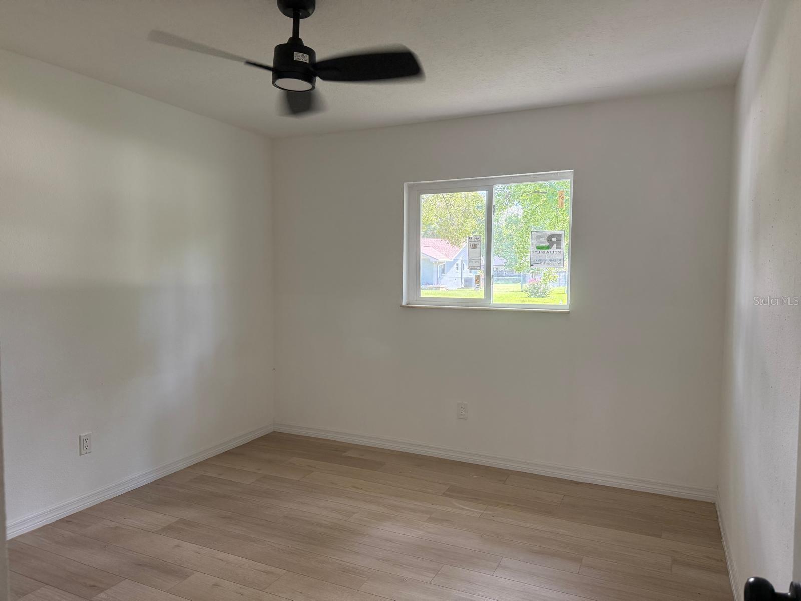 Image 16 of 28 For 5021 4th Street