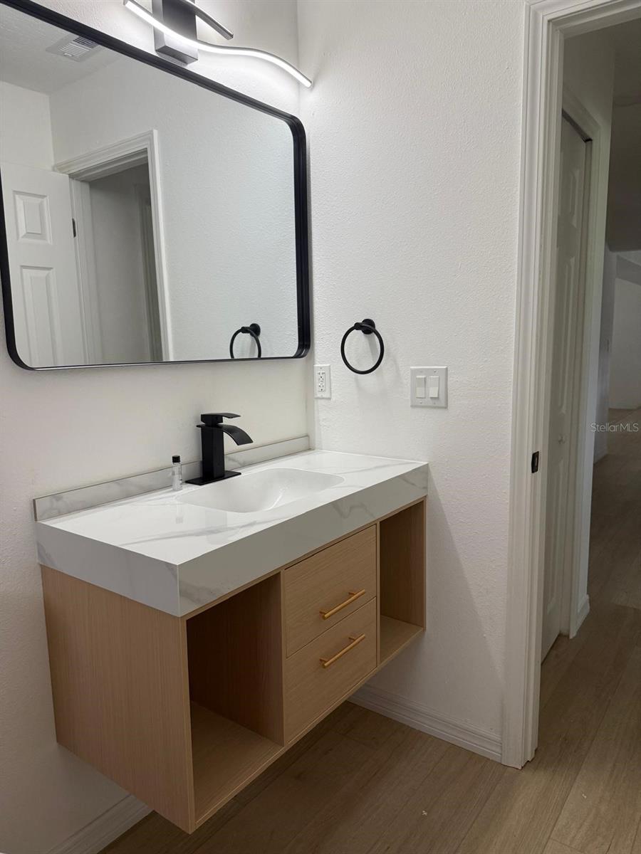 Image 23 of 28 For 5021 4th Street