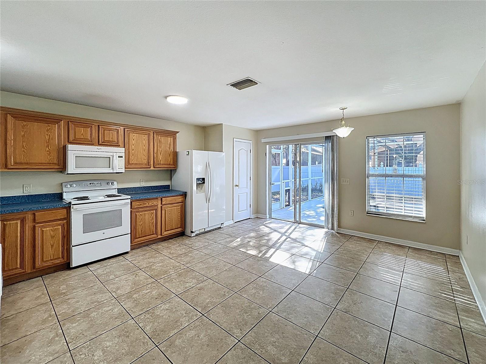 Image 9 of 31 For 7465 Hunters Greene Circle