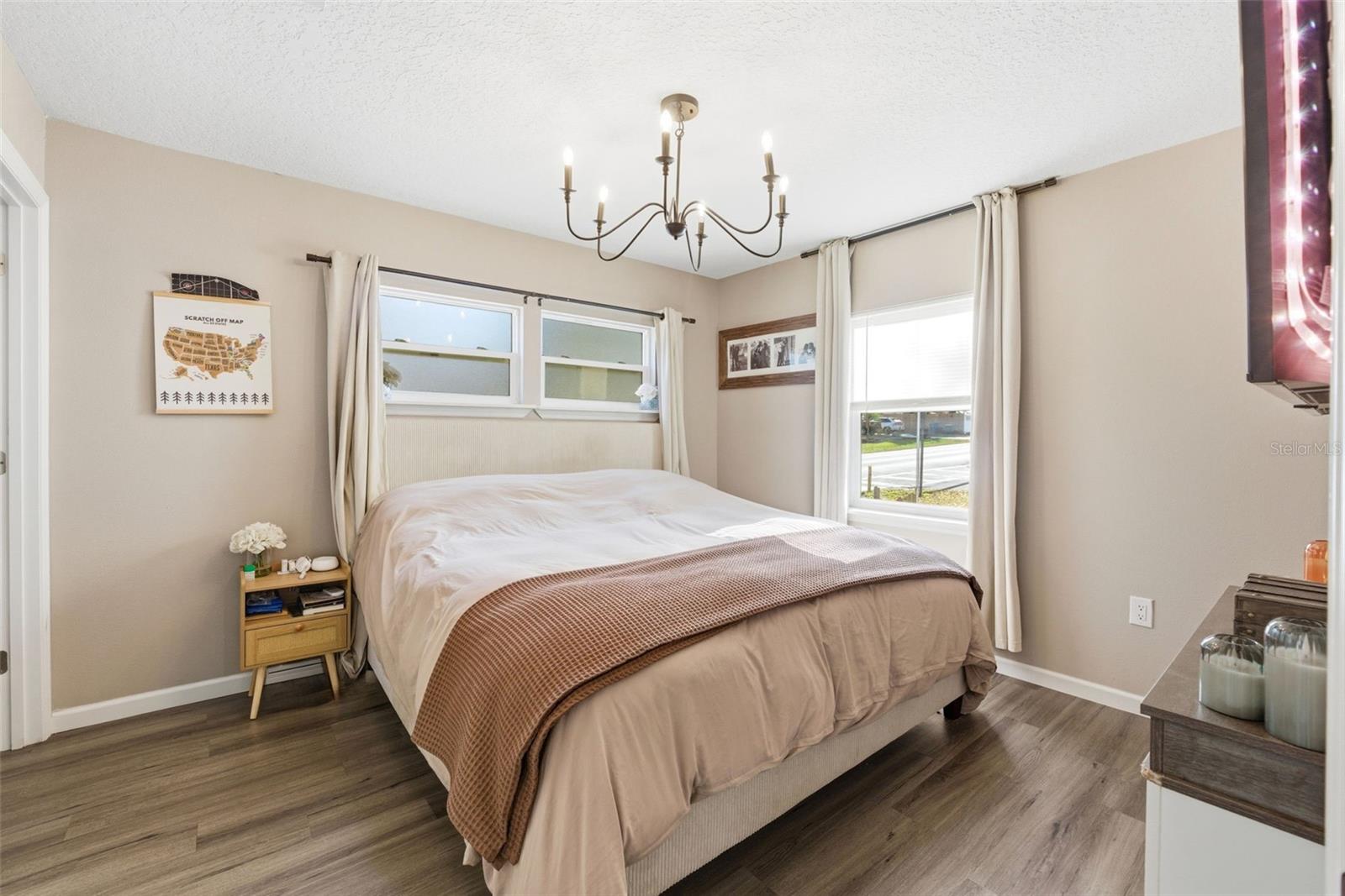 Image 9 of 26 For 2803 Joleen Drive