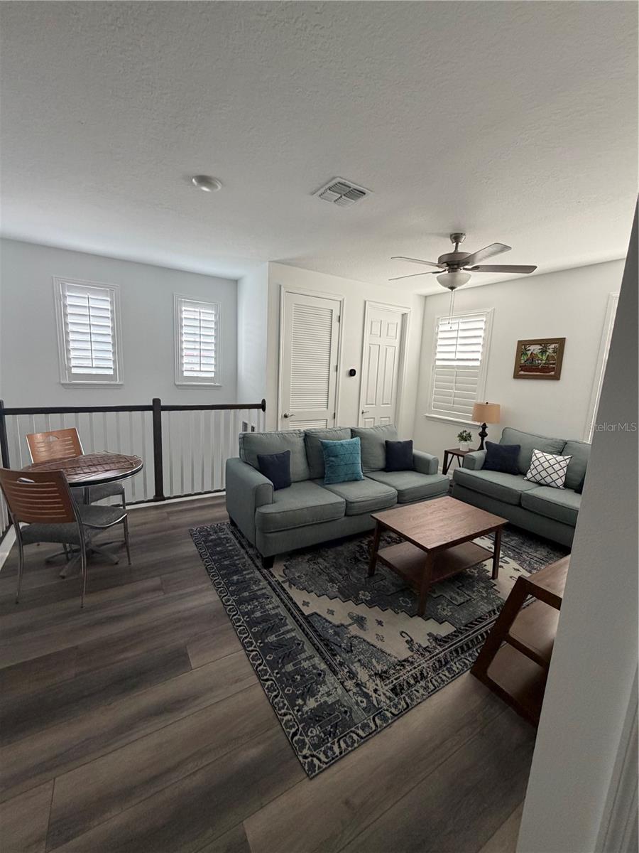 Image 4 of 29 For 1860 Beach Ridge Road