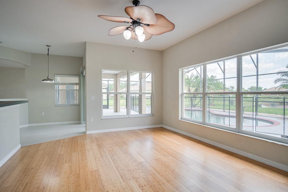 Image 8 of 10 For 3556 Forest Park Drive