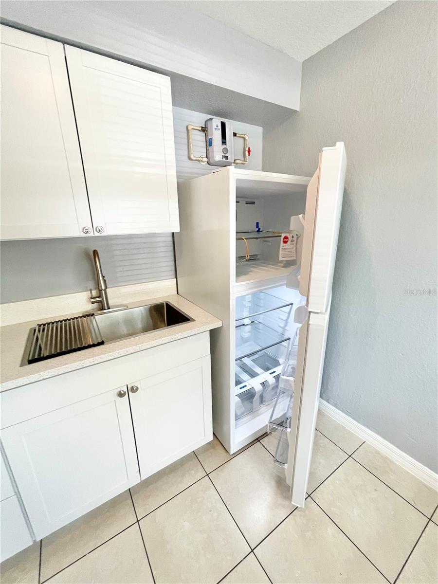 Image 11 of 24 For 403 Terry Street