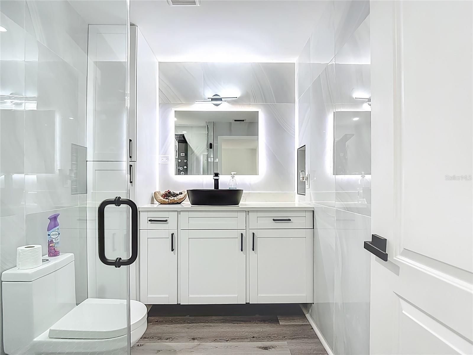 Image 45 of 96 For 620 Barfield Drive