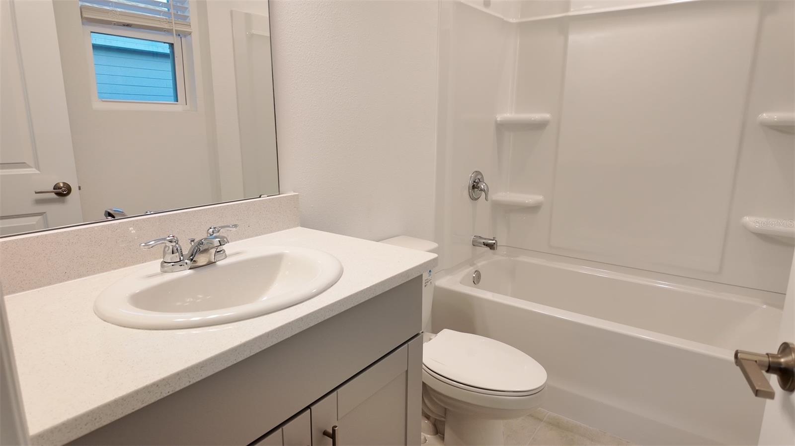 Image 18 of 26 For 3240 Skyline Loop