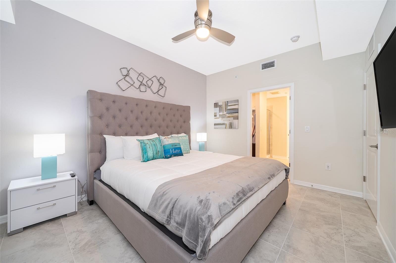 Image 16 of 30 For 3180 Paradox Circle 202