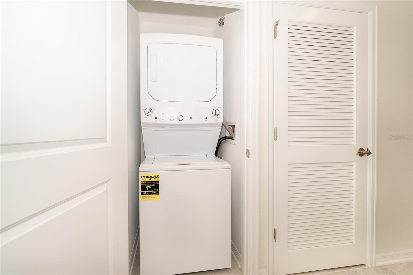 Image 21 of 30 For 3180 Paradox Circle 202