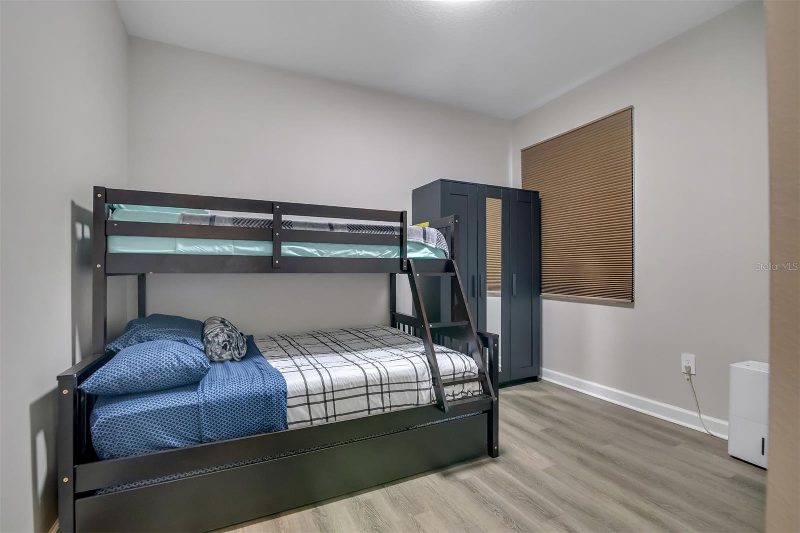 Image 12 of 53 For 2924 Fitness Street