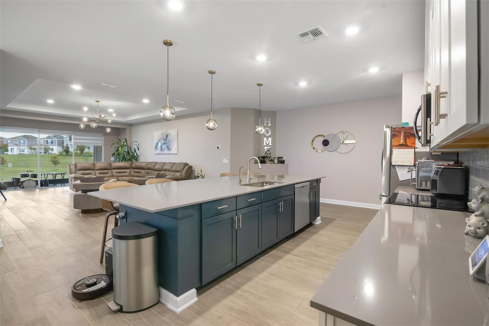 Image 18 of 53 For 2924 Fitness Street