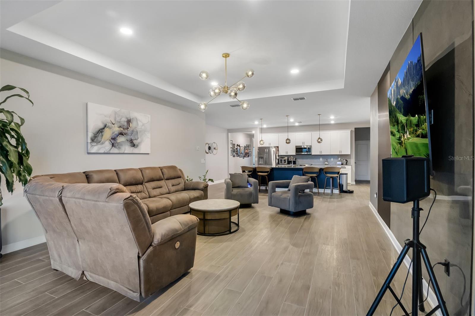 Image 23 of 53 For 2924 Fitness Street