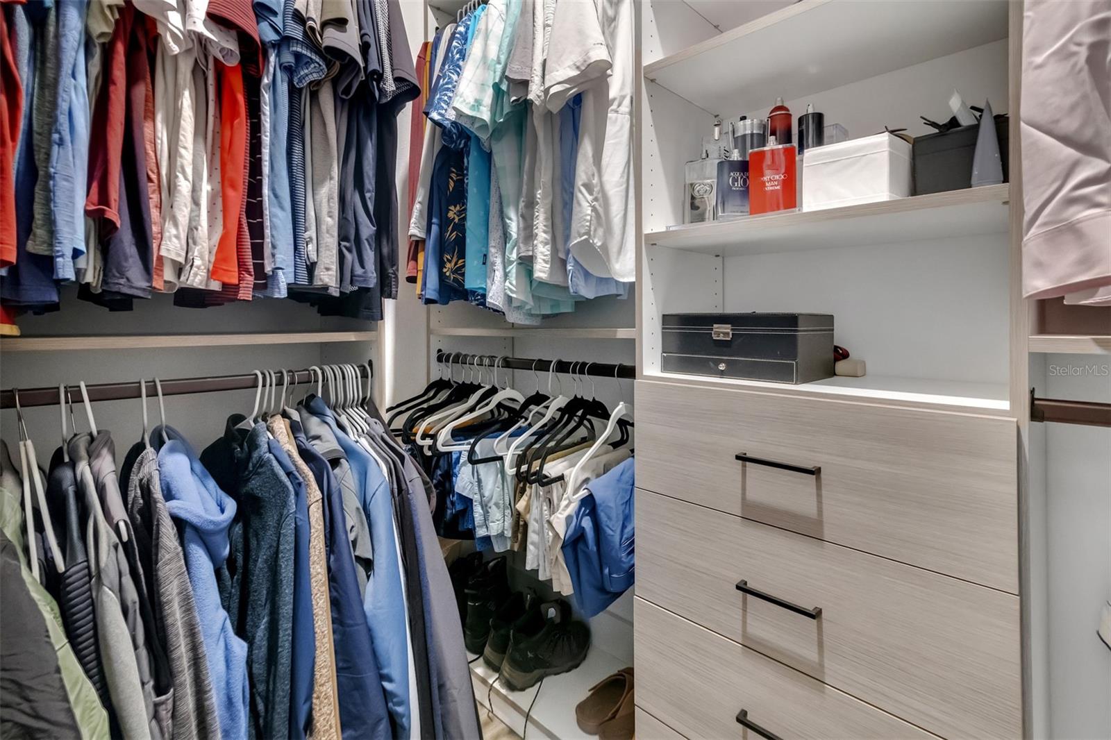 Image 30 of 53 For 2924 Fitness Street