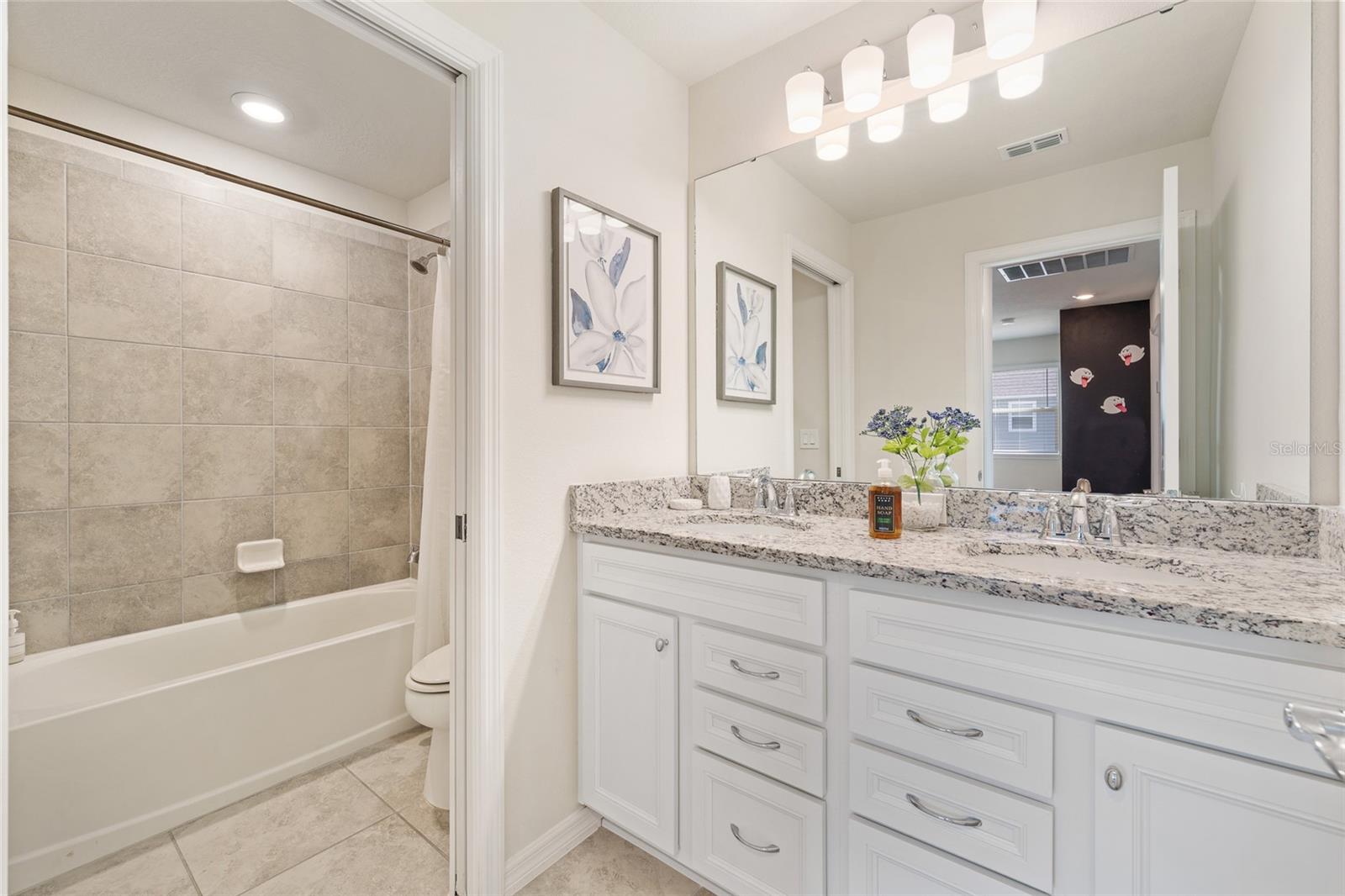 Image 25 of 37 For 4250 Lana Avenue