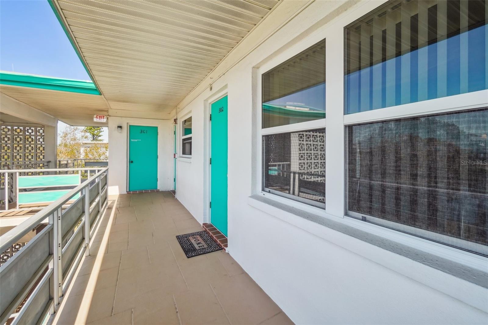 Image 5 of 30 For 1900 59th Avenue N 302