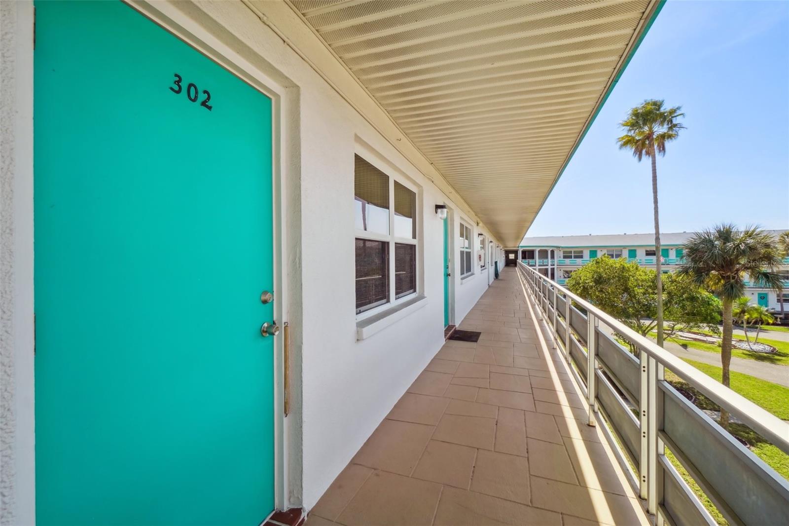 Image 6 of 30 For 1900 59th Avenue N 302