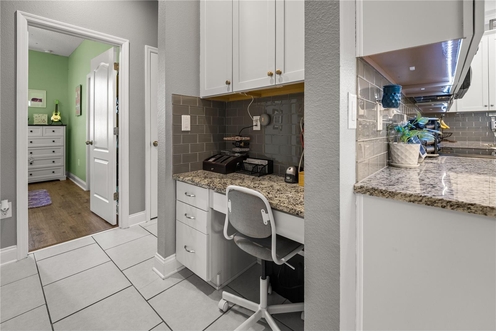 Image 21 of 39 For 5196 Appenine Loop E