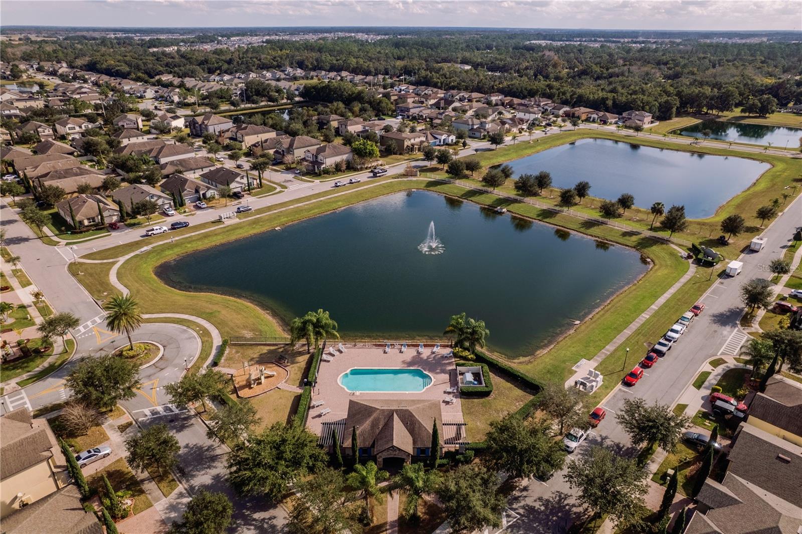 Image 36 of 39 For 5196 Appenine Loop E