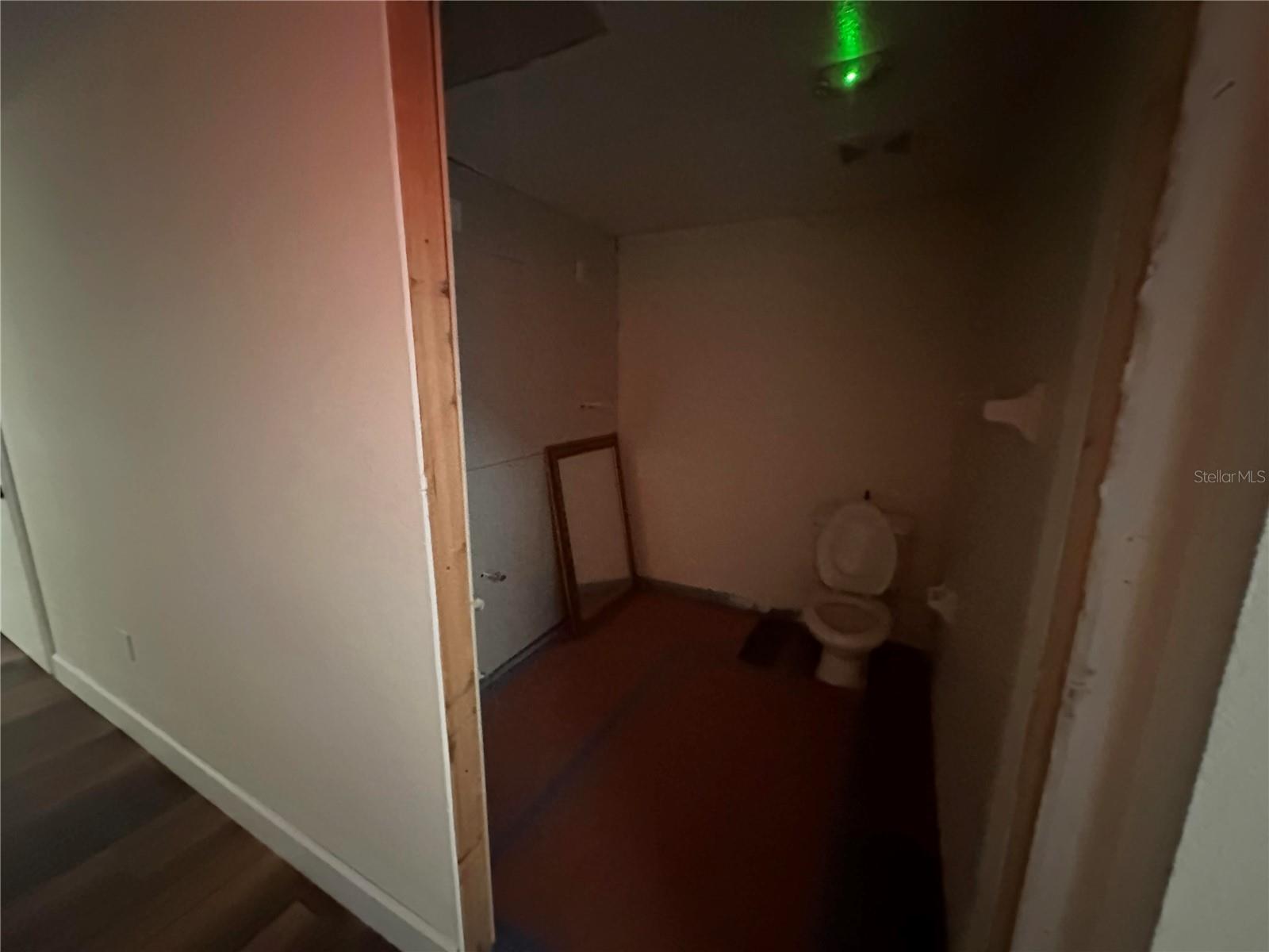 Image 6 of 10 For 1221 Mccall Road B