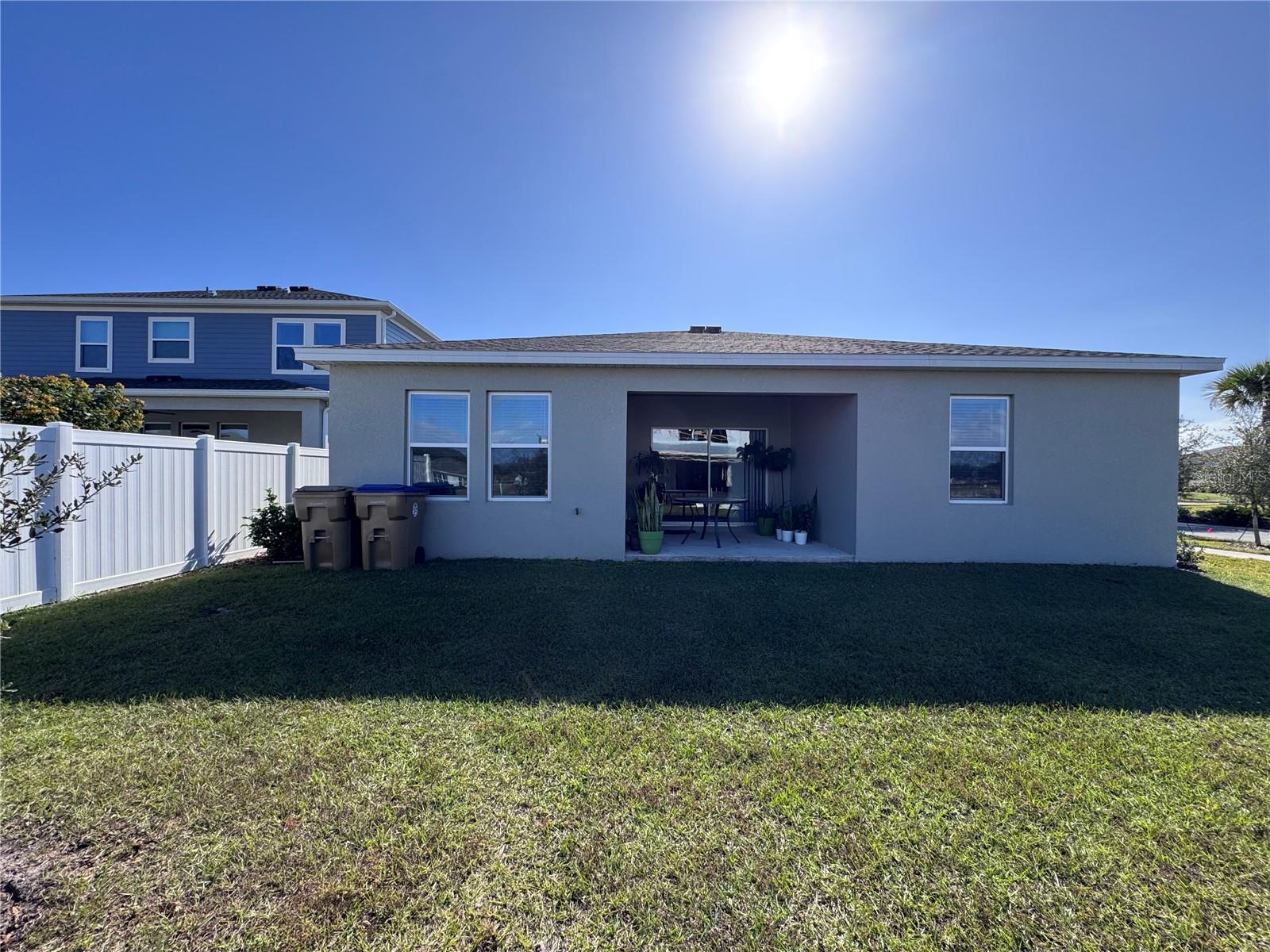 Image 4 of 23 For 5653 Wood Bridge Place