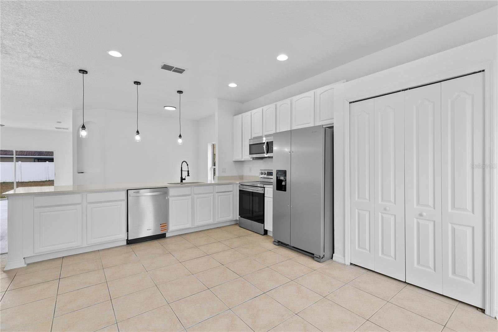 Image 8 of 37 For 4406 Hidden Meadow Drive