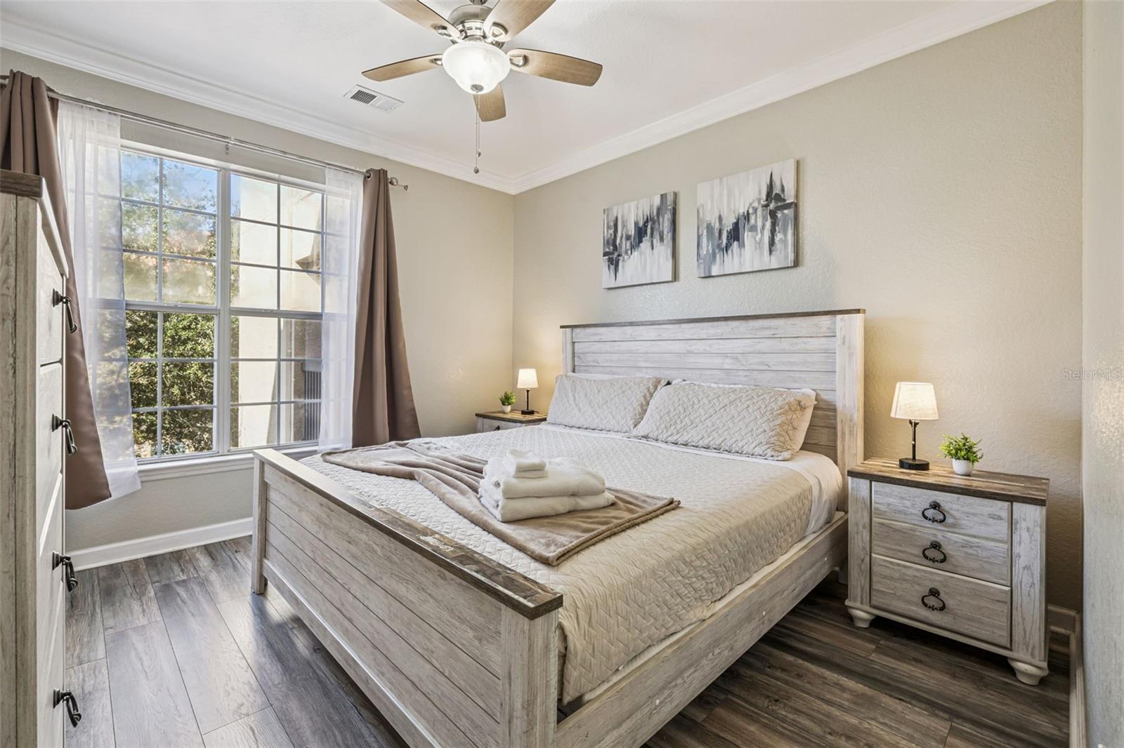 Image 16 of 61 For 1370 Tuscan Terrace 2302