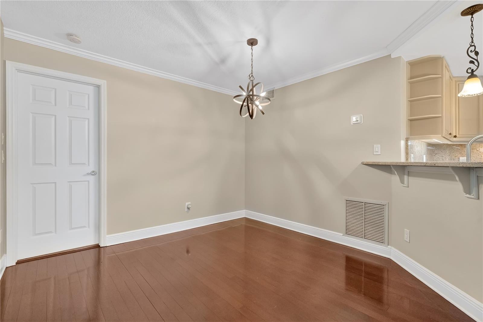 Image 10 of 40 For 1217 Salerno Court 1217