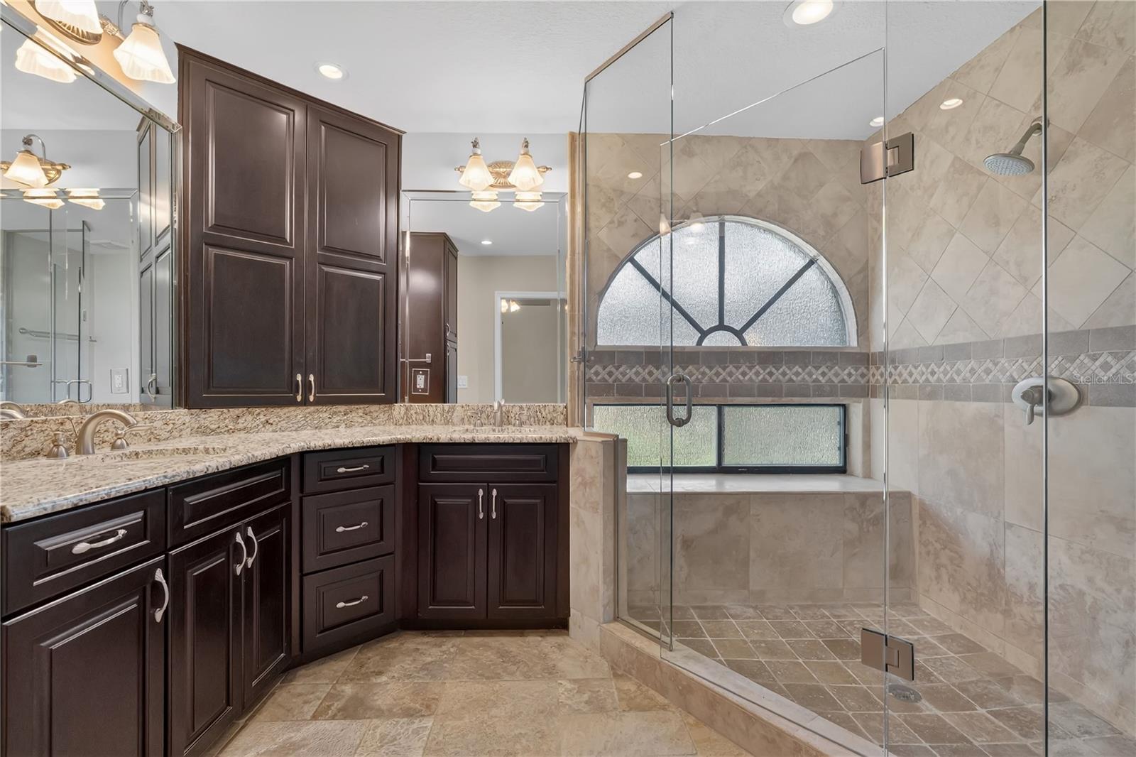 Image 17 of 40 For 1217 Salerno Court 1217