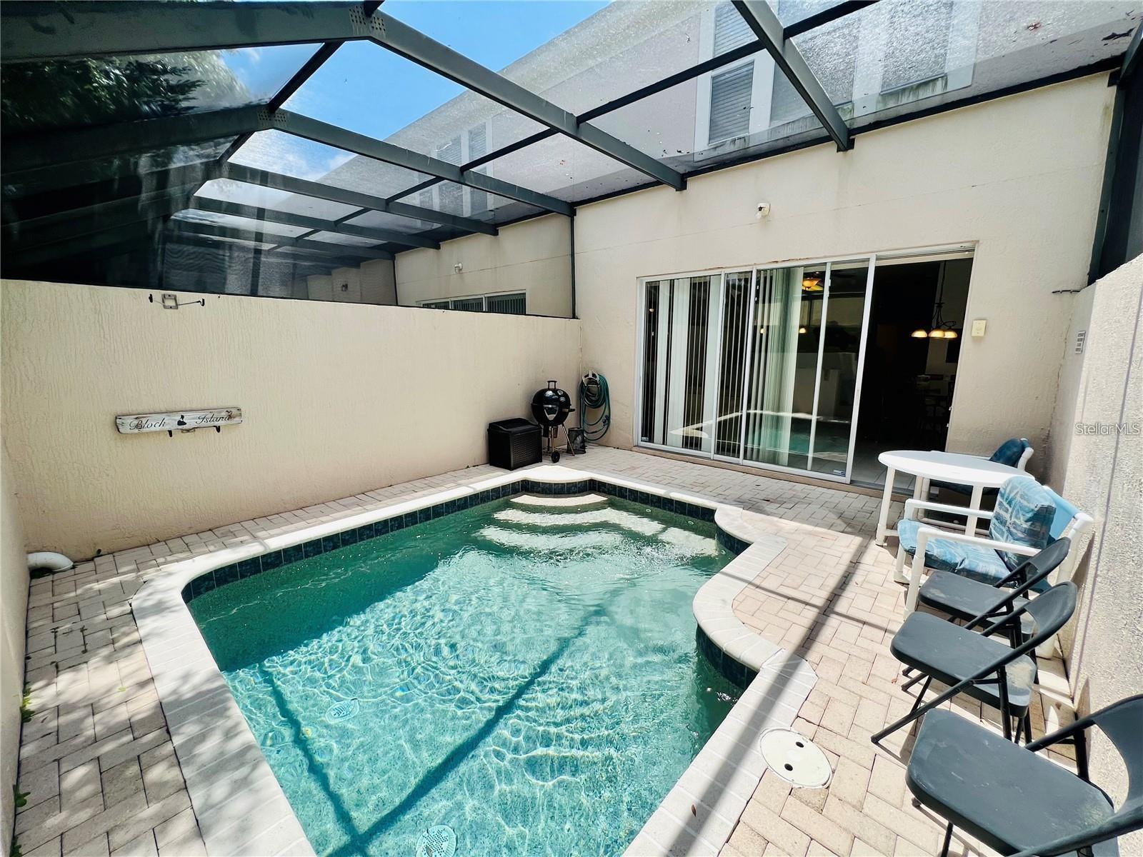 Image 18 of 23 For 2413 Silver Palm Drive