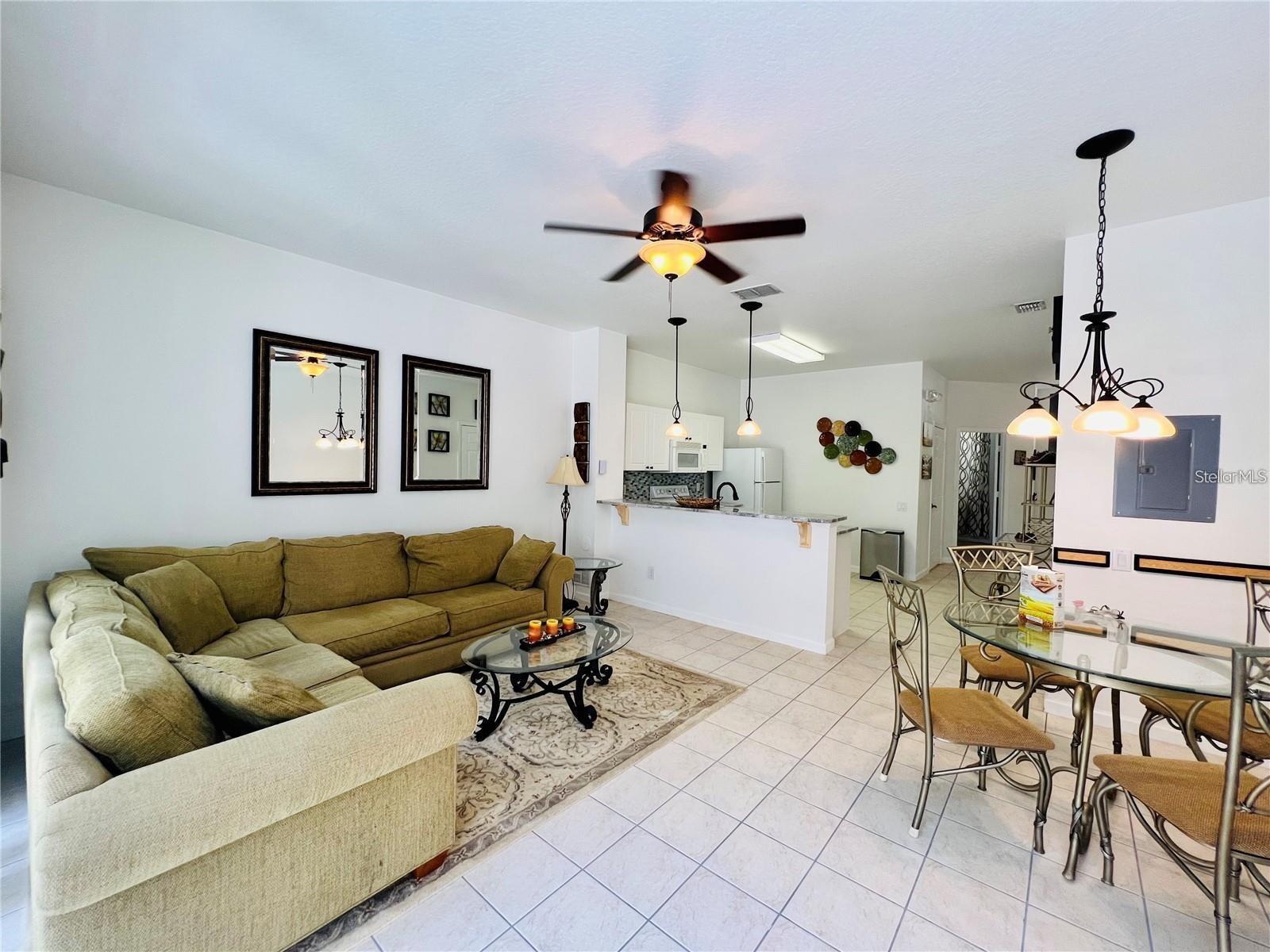 Image 8 of 23 For 2413 Silver Palm Drive