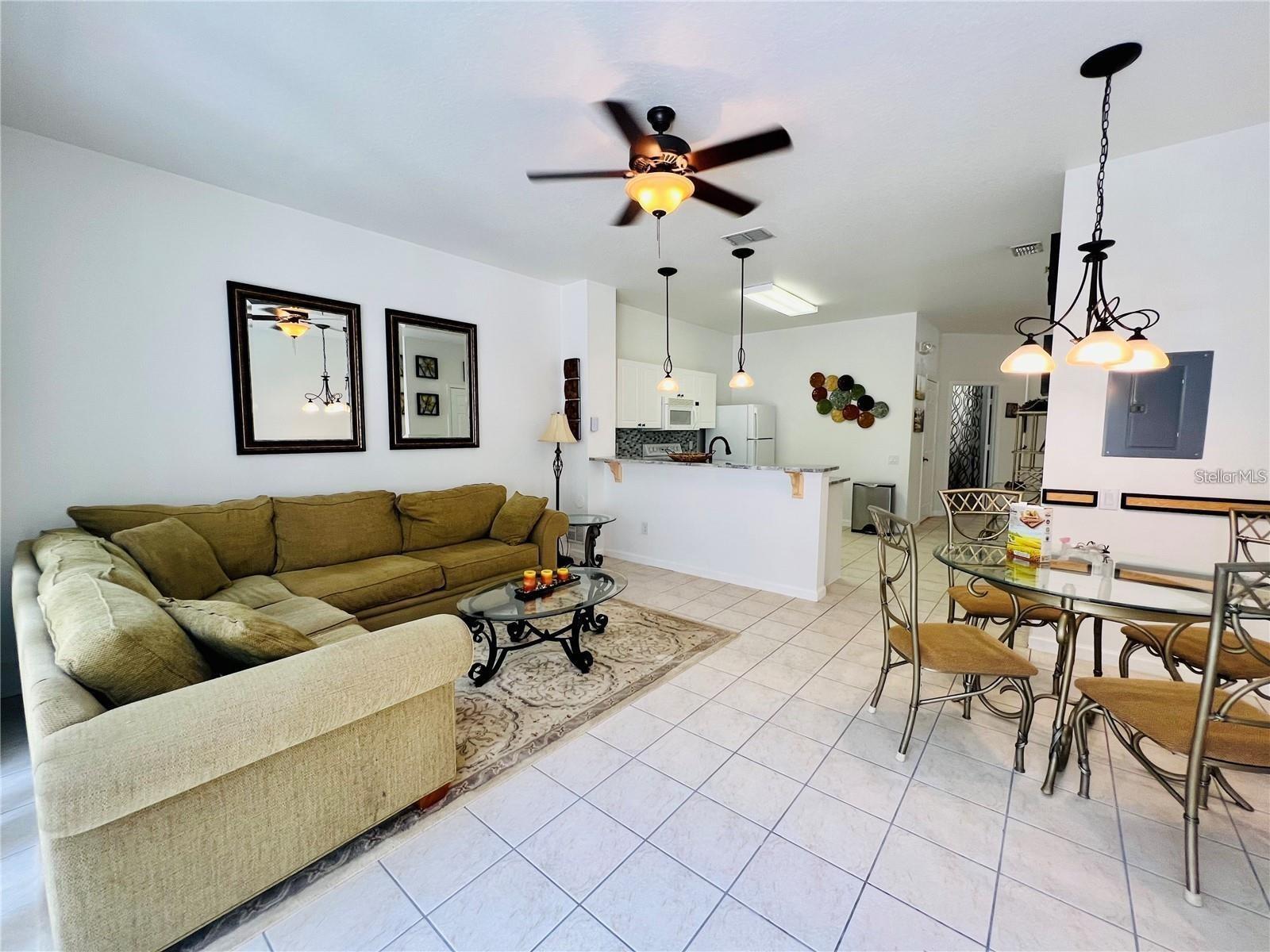 Image 9 of 23 For 2413 Silver Palm Drive