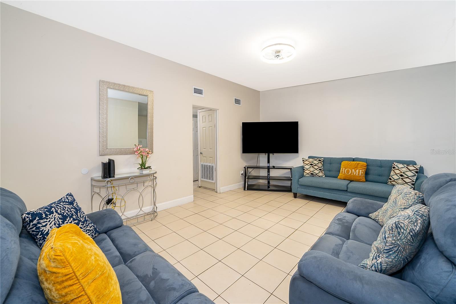 Image 10 of 21 For 417 Capehart Drive