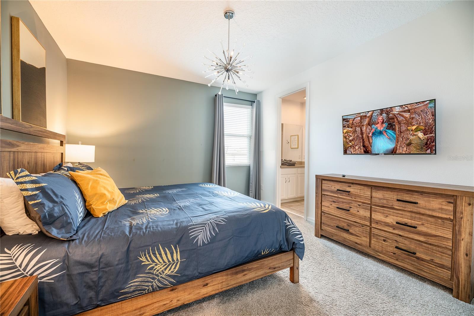 Image 25 of 73 For 8900 Caroline Bay Court