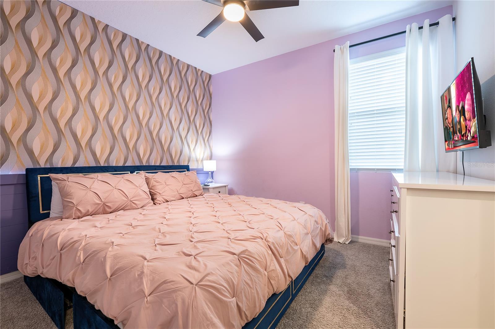 Image 28 of 73 For 8900 Caroline Bay Court